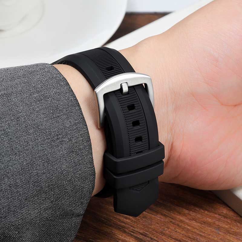 Notched silicone rubber watch  - đánh giá và giá Rubber Strap Diver