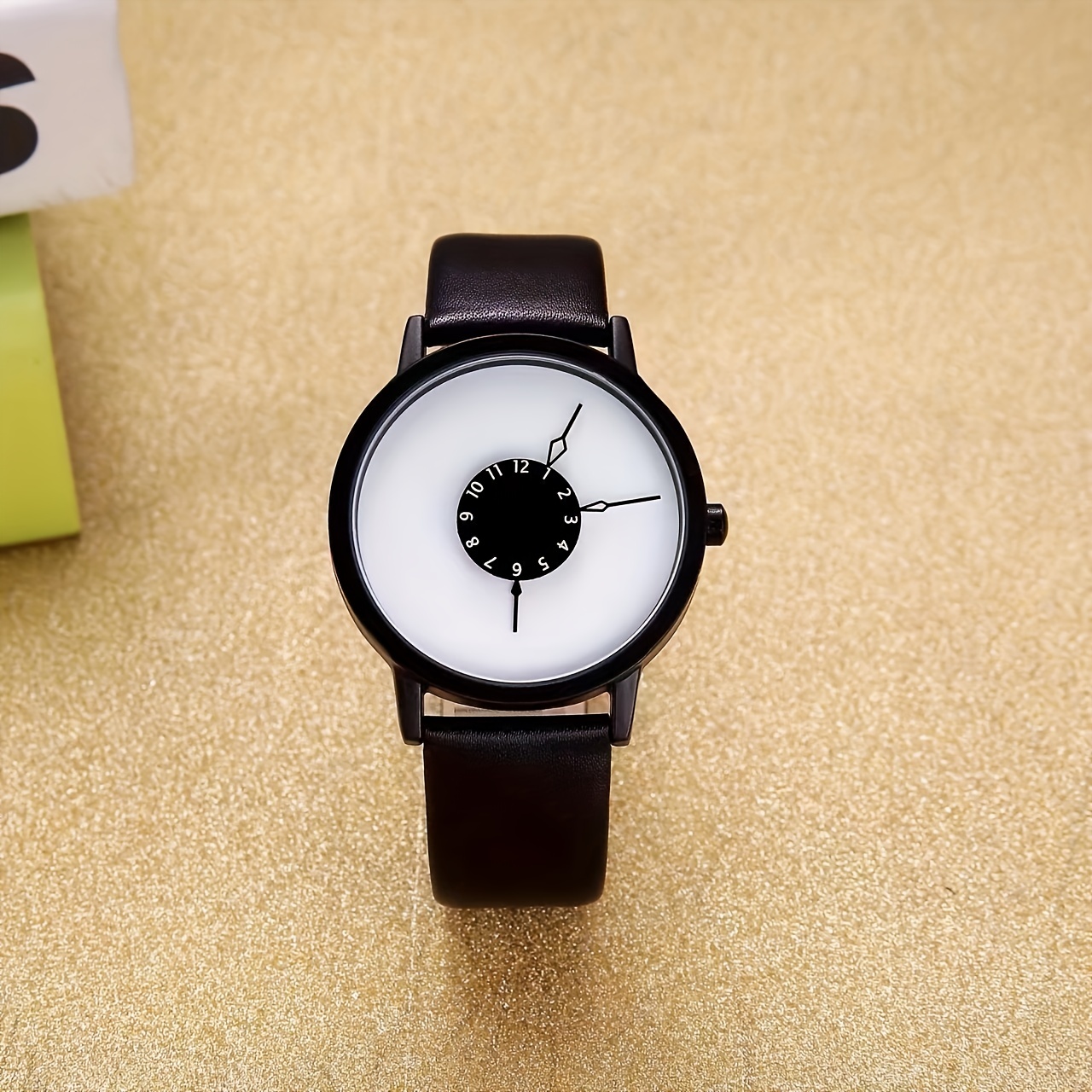 1PC Personality Concept Black  - đánh giá và giá Canvas Strap Watch